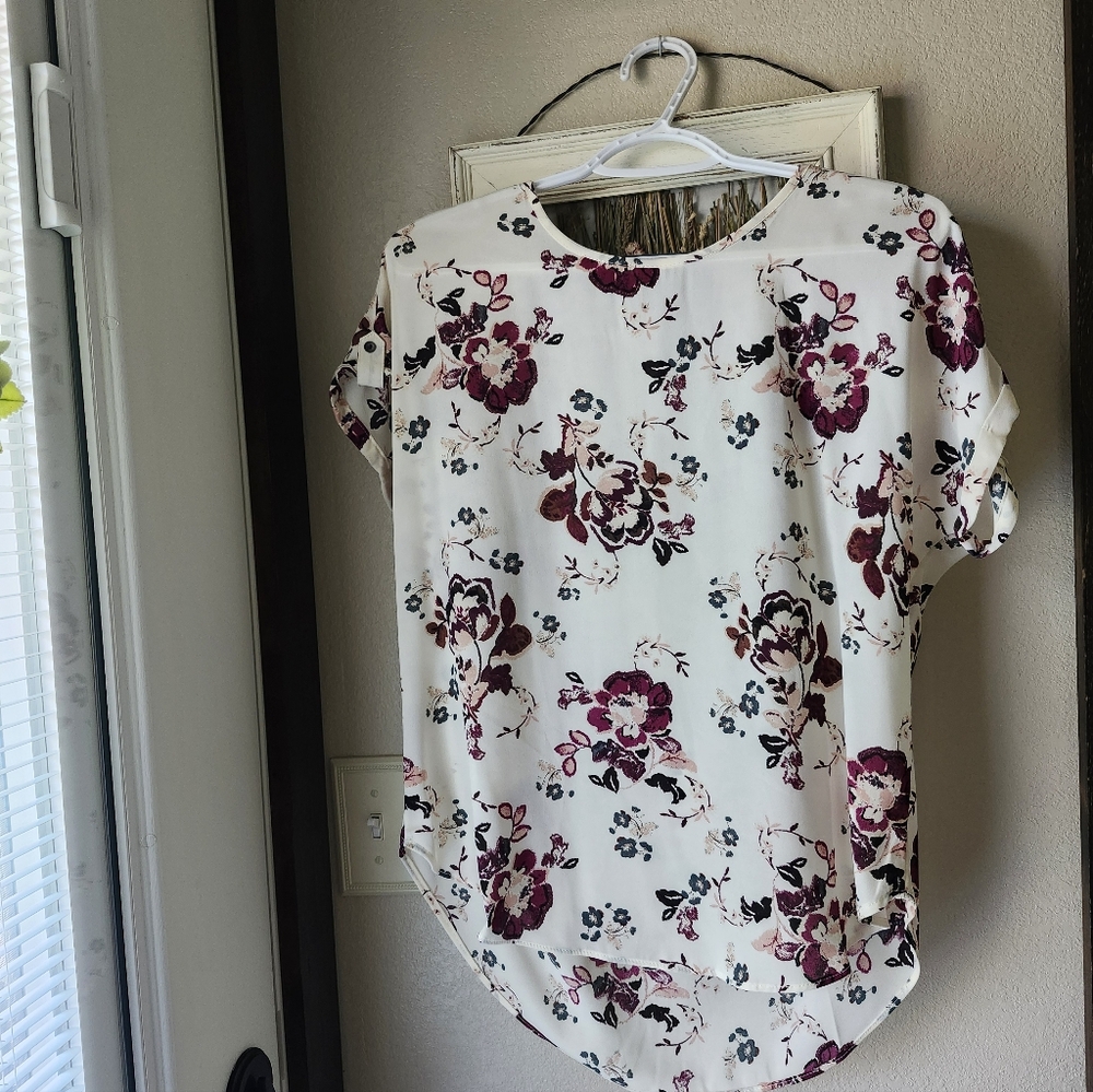Women's Short Sleeve Blouse
